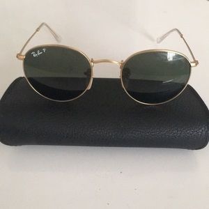 Ray Ban Round metal polarized sunglasses